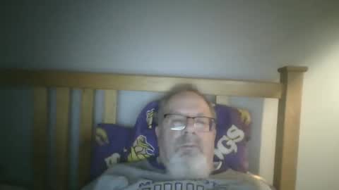 Snapshot of 2003dynawideglide chatting on January 11, 3:44 am 2003dynawideglide online show from January 11, 3:44 am