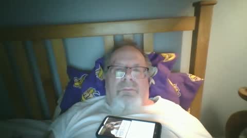 Snapshot of 2003dynawideglide chatting on December 15, 11:53 pm 2003dynawideglide online show from December 15, 11:53 pm