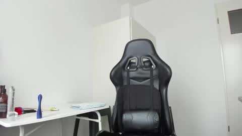 Henk online show from November 23, 2:39 pm