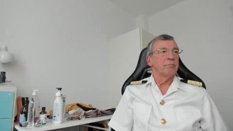 Henk online show from January 18, 3:25 pm