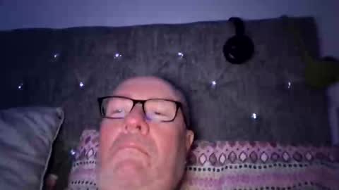 Snapshot of 211scudder chatting on October 24, 11:06 pm 211skoosh online show from October 24, 11:06 pm