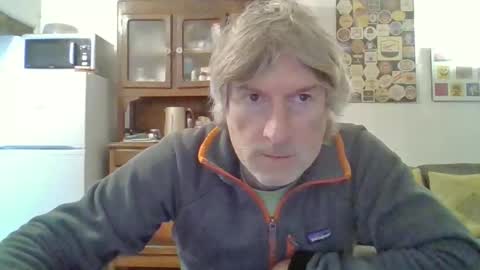 22esserre online show from December 15, 12:46 pm