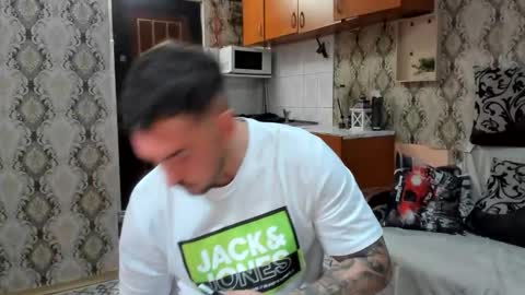 2sexymuscles online show from October 17, 7:51 pm