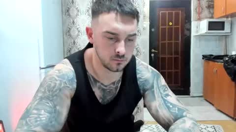 2sexymuscles online show from February 21, 10:00 pm