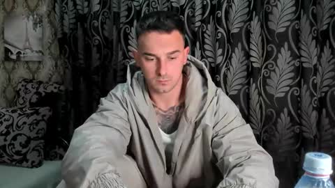 2sexymuscles online show from March 20, 8:45 pm