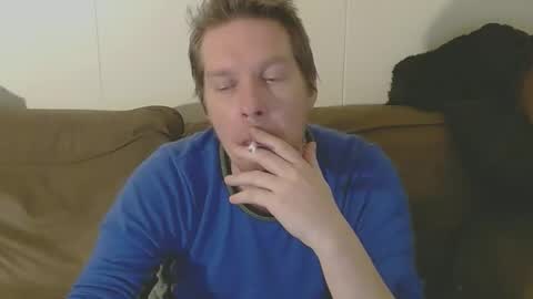 2small4you83 online show from February 21, 1:11 am