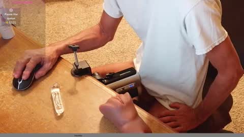 2tiredoftoys online show from November 16, 12:57 am