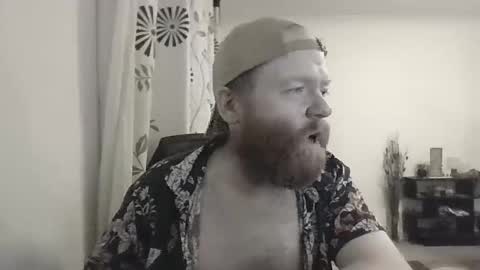 33UK online show from October 17, 11:20 pm