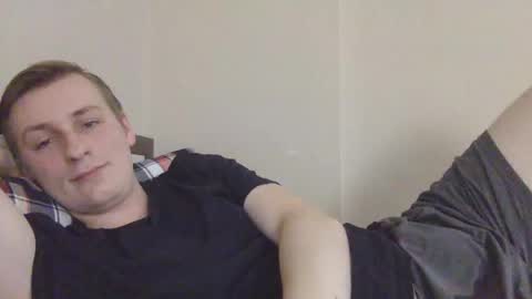 Snapshot of 3andy3 chatting on October 2, 7:34 am Andy online show from October 2, 7:34 am