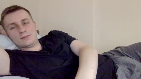 Snapshot of 3andy3 chatting on December 20, 7:22 am Andy online show from December 20, 7:22 am