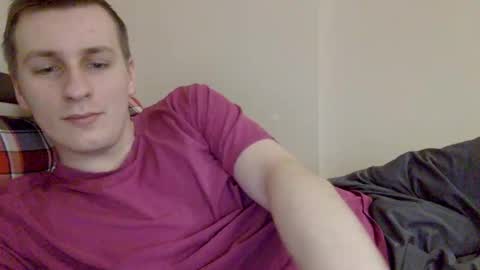 Snapshot of 3andy3 chatting on December 3, 9:31 am Andy online show from December 3, 9:31 am
