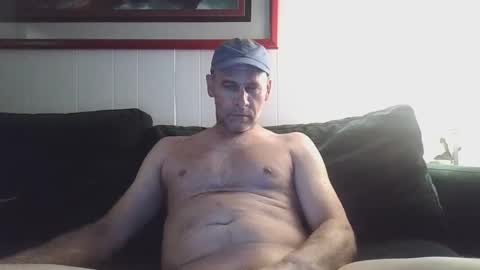 4nuf online show from December 30, 9:59 am