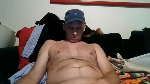 4nuf online show from September 17, 8:37 am