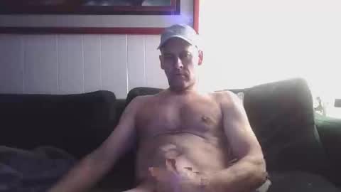 4nuf online show from January 14, 10:38 am