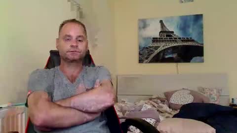 Snapshot of 77777_20225 chatting on September 25, 1:54 pm 77777_20225 online show from September 25, 1:54 pm