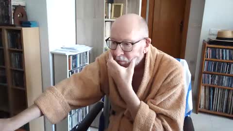  Papi  online show from March 12, 10:56 am