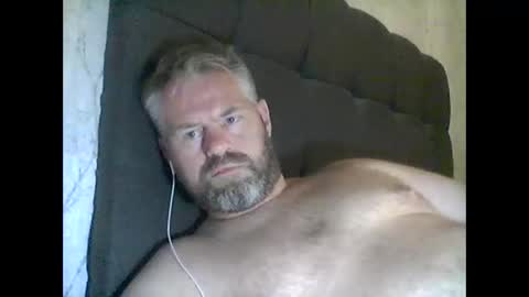 Snapshot of 81jonnyx chatting on September 11, 9:47 pm 81jonnyx online show from September 11, 9:47 pm
