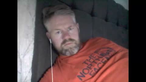 Snapshot of 81jonnyx chatting on February 13, 2:31 pm 81jonnyx online show from February 13, 2:31 pm