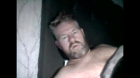 Snapshot of 81jonnyx chatting on February 19, 8:12 am 81jonnyx online show from February 19, 8:12 am