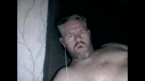 Snapshot of 81jonnyx chatting on December 26, 8:50 am 81jonnyx online show from December 26, 8:50 am
