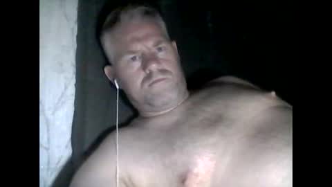 Snapshot of 81jonnyx chatting on October 5, 12:58 am 81jonnyx online show from October 5, 12:58 am