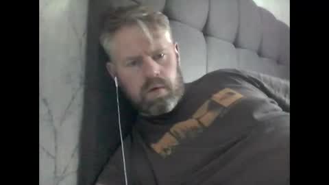 Snapshot of 81jonnyx chatting on February 18, 10:49 am 81jonnyx online show from February 18, 10:49 am