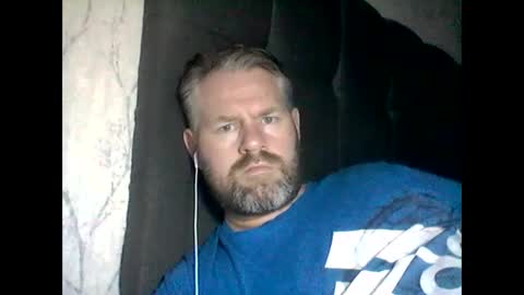 Snapshot of 81jonnyx chatting on January 9, 11:02 pm 81jonnyx online show from January 9, 11:02 pm