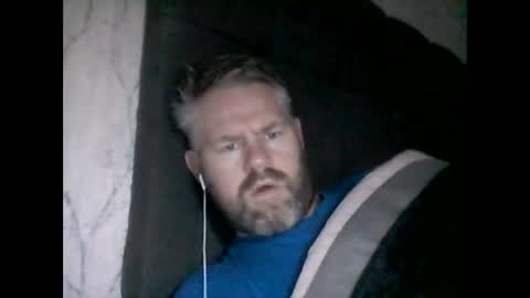 Snapshot of 81jonnyx chatting on January 10, 9:13 am 81jonnyx online show from January 10, 9:13 am