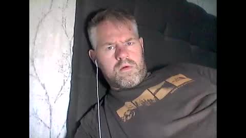 81jonnyx online show from October 13, 9:37 am