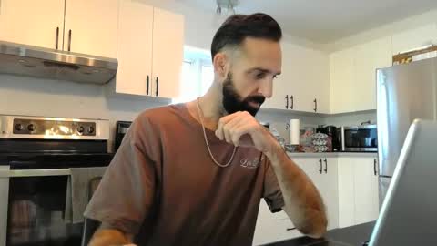 8james5 online show from October 2, 1:59 pm