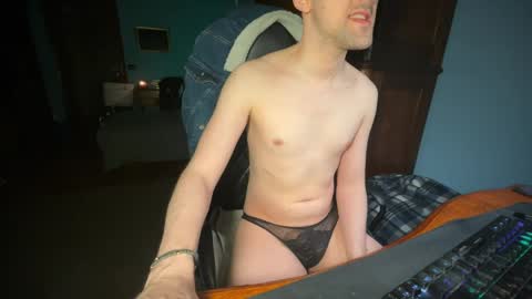 Snapshot of 91stefisexy91 chatting on February 15, 10:43 pm 91stefisexy91 online show from February 15, 10:43 pm