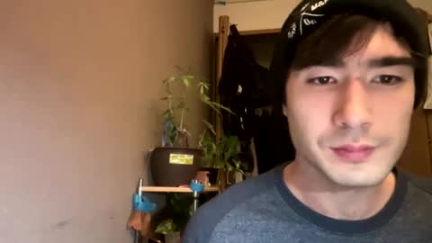 Snapshot of 9thislandd chatting on February 5, 8:00 am 9thislandd online show from February 5, 8:00 am