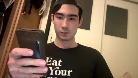 Snapshot of 9thislandd chatting on January 17, 3:53 pm 9thislandd online show from January 17, 3:53 pm