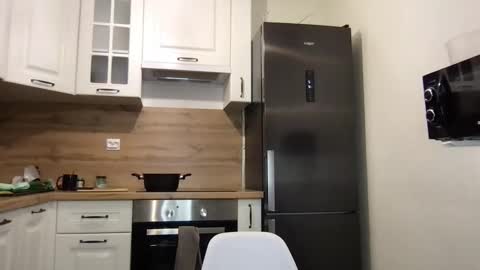 Alan online show from December 3, 7:09 pm