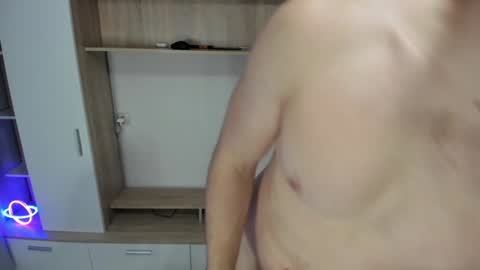 Snapshot of _alex_madrid_ chatting on January 20, 3:50 pm Alex online show from January 20, 3:50 pm