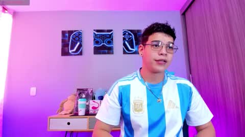 _blake_boy online show from January 17, 6:33 pm