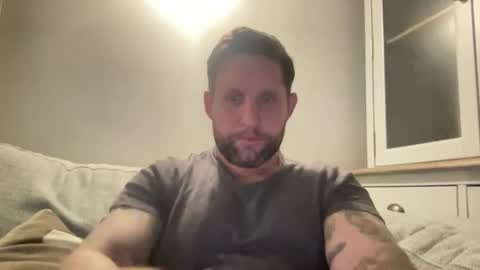 Snapshot of _british_hung_ chatting on September 26, 7:44 pm UK BigThick Cock online show from September 26, 7:44 pm