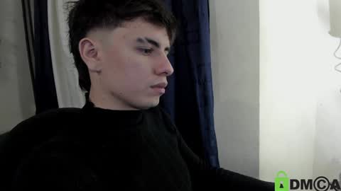 Snapshot of _broken_47 chatting on December 16, 6:43 am FELIPE CAMACHO dont forget to support me with a little hand up online show from December 16, 6:43 am