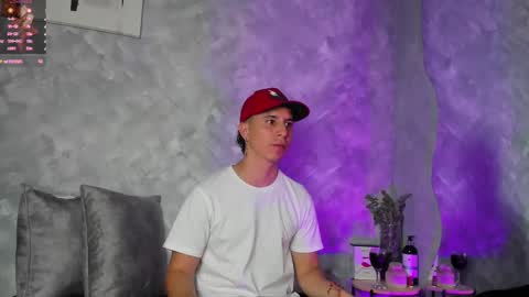 Snapshot of _bruno_bs chatting on September 29, 9:21 pm BRUNO online show from September 29, 9:21 pm