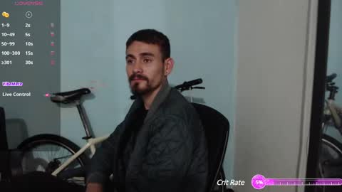 Snapshot of _delacruz911_ chatting on February 27, 6:42 pm delacruz online show from February 27, 6:42 pm