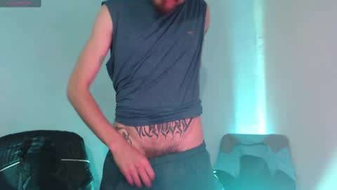 Snapshot of _delacruz911_ chatting on February 8, 2:47 am delacruz online show from February 8, 2:47 am