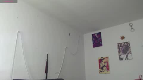 Snapshot of _delacruz911_ chatting on January 28, 3:36 am delacruz online show from January 28, 3:36 am