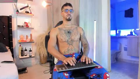 Duriel online show from June 2, 3:13 pm