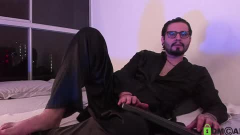  -         online show from April 8, 4:57 am