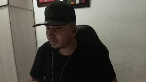 Snapshot of _jordanxxiii chatting on October 1, 2:48 am jordan online show from October 1, 2:48 am
