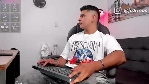 _juanes__ online show from October 15, 10:28 pm