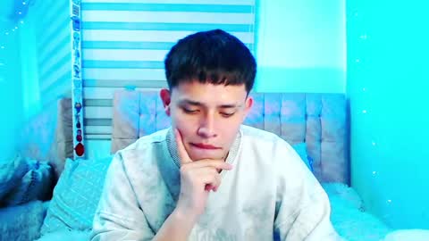 mod online show from May 28, 6:44 am