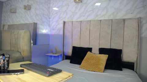 _king_hot1_ online show from March 1, 12:28 am