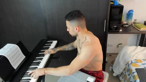 logan online show from November 3, 12:41 pm