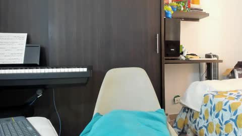 logan online show from November 15, 1:02 pm